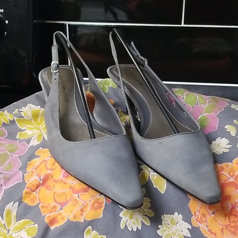 BANDOLINO Genuine Gray Suede Slingback Heels 7.5